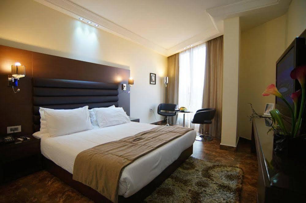 Hotel Xperience Jounieh Extérieur photo