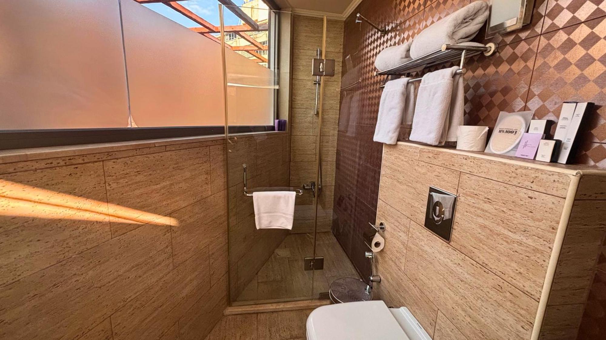 Hotel Xperience Jounieh Extérieur photo