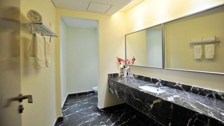 Hotel Xperience Jounieh Extérieur photo