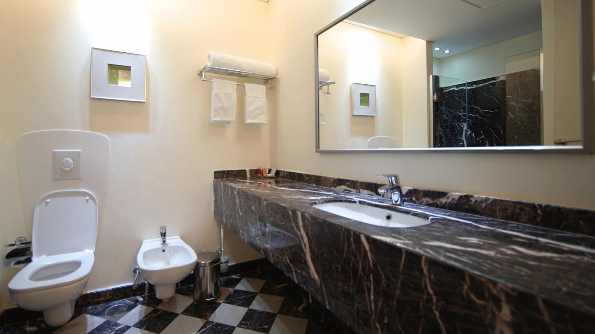 Hotel Xperience Jounieh Extérieur photo